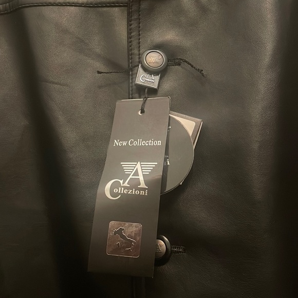 A Collezioni Authentic Leather Jacket. Brand New. - Picture 2 of 16